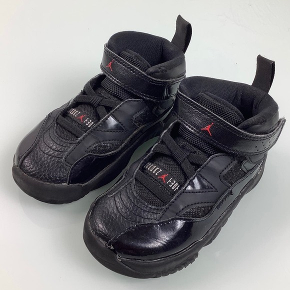 Jordan Jumpman Two Trey Black University Red toddler SZ 8C - Picture 1 of 12